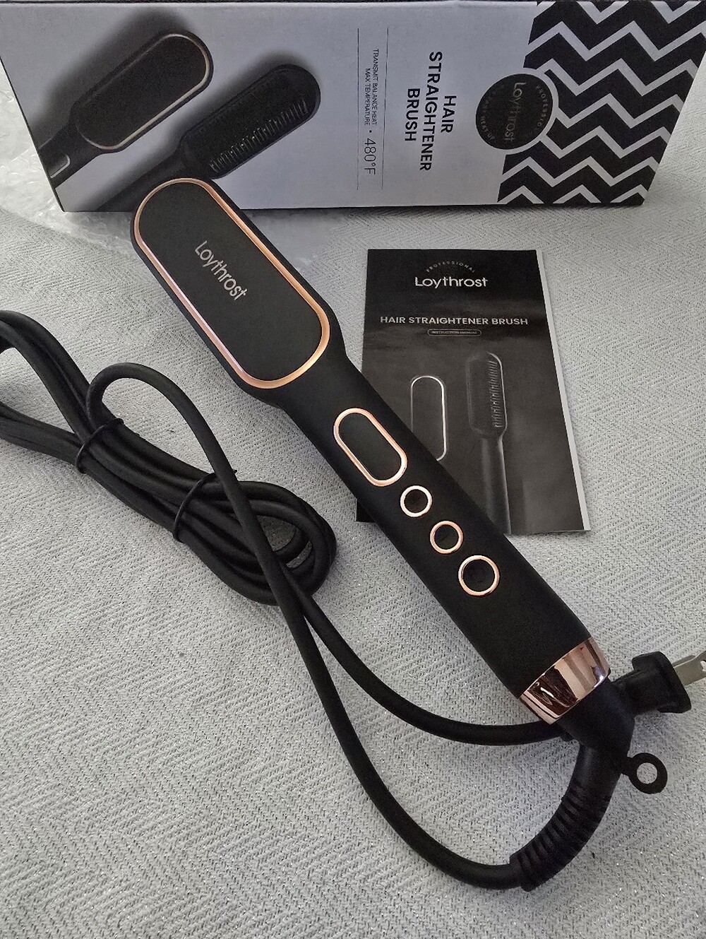NIB Loythrost Professional Hair Straightener Brush 480°F Black/Gold